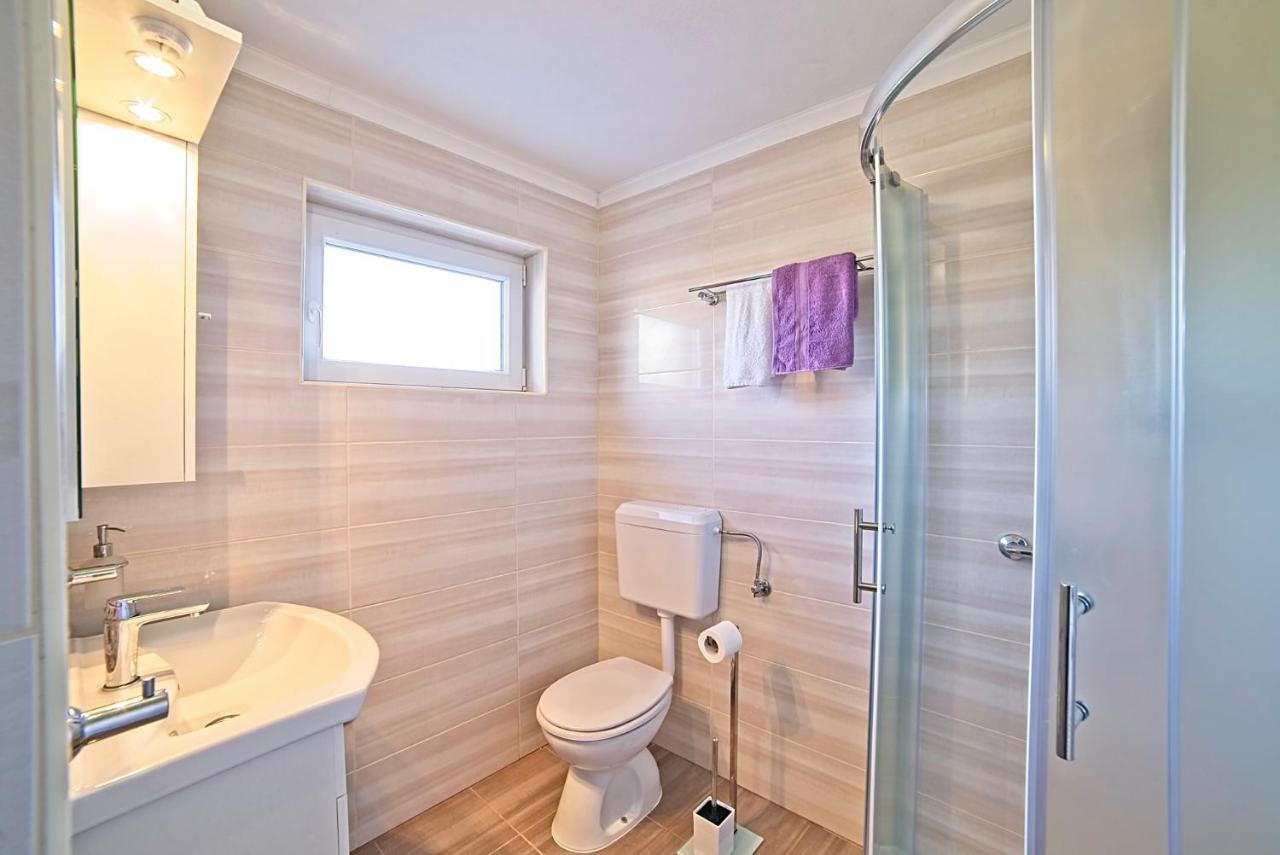 Holiday House Rab Kampor Kültér fotó